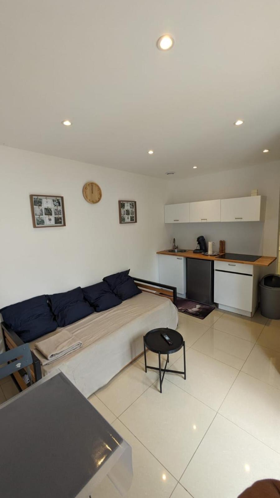 Holiday home Coin De Paradis